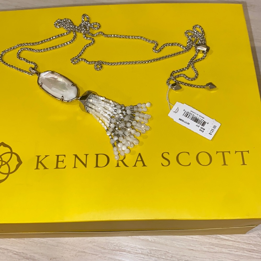 Kendra Scott Eva Long Necklace